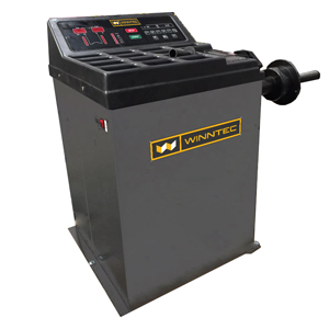CB900 Standard passenger wheel balancer with laser